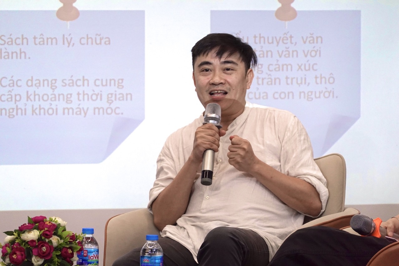 Nghich ly 'vua kho vua ngheo' do AI tao ra hinh anh