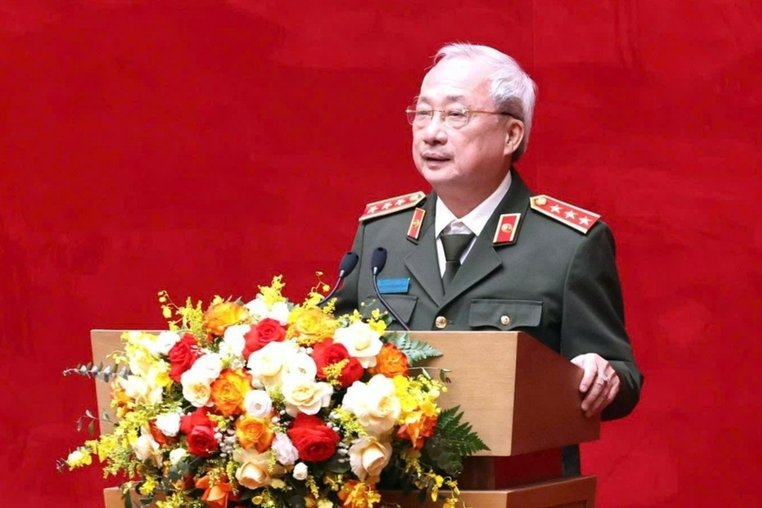 Bo loc va la chan tu tuong sac ben cho xa hoi hinh anh