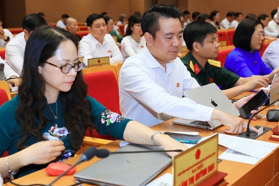 Ha Noi ngung cap dien, nuoc voi nhieu cong trinh, co so vi pham hinh anh