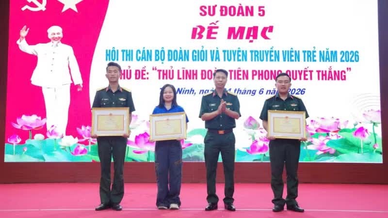 nguoi linh anh 6