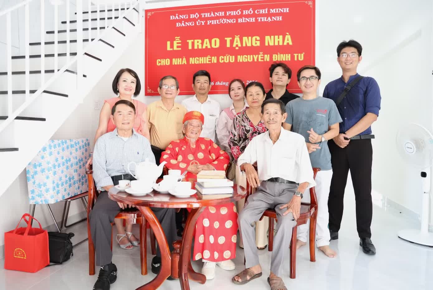 Nguyen Dinh Tu anh 6