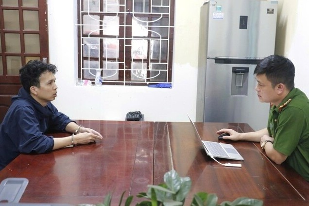 Triet pha bang nhom danh bac va rua tien lien tinh, bat giu 27 bi can hinh anh