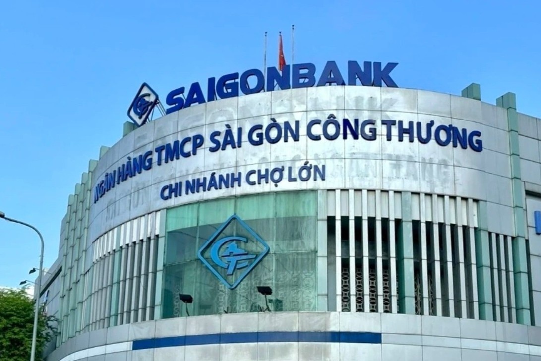 Ngan hang thuong mai dau tien cua TP.HCM hinh anh