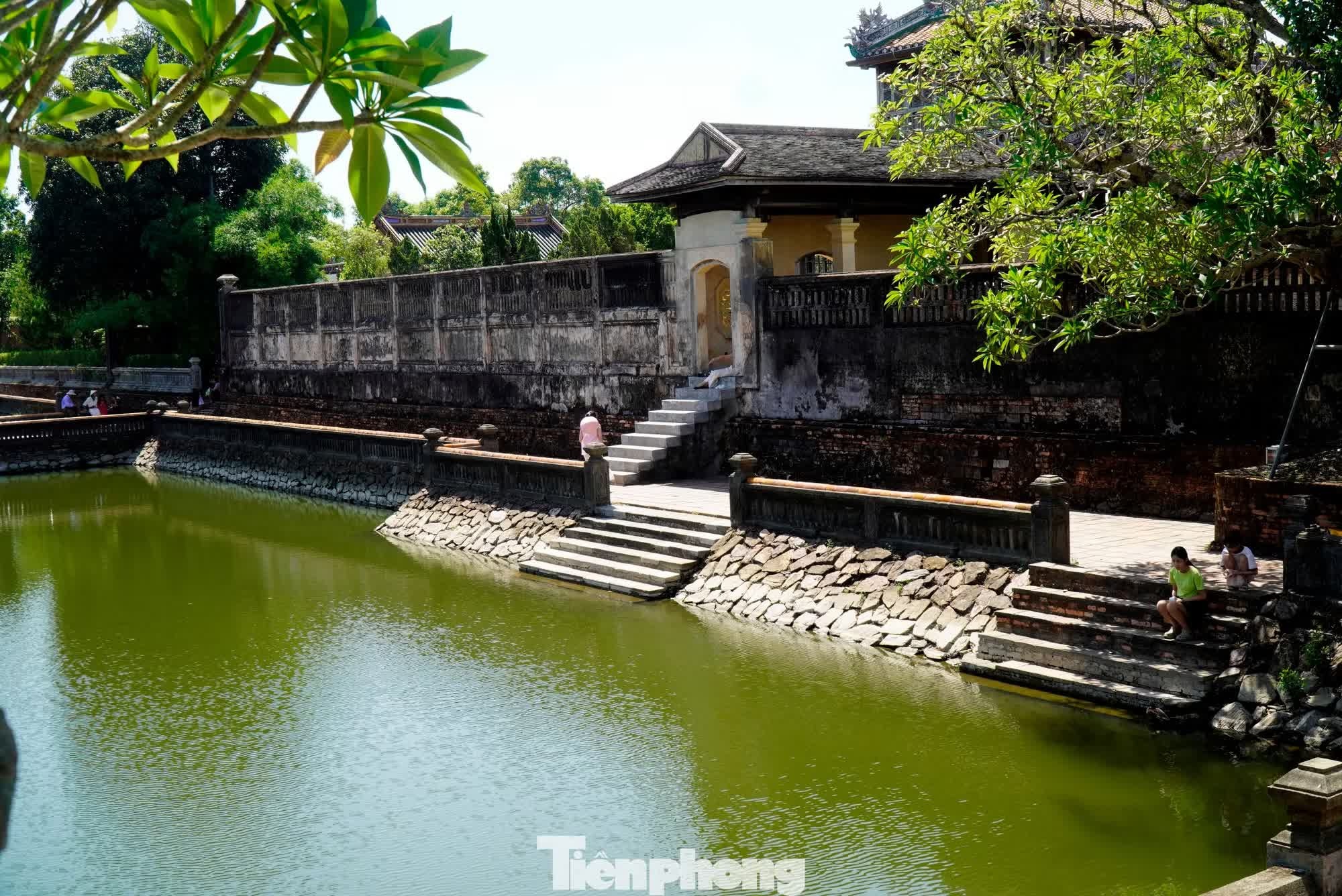 Hoang thanh Hue anh 11