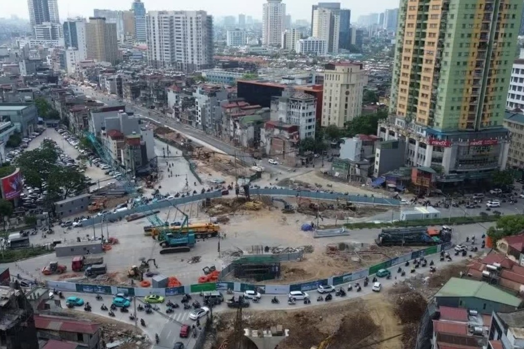 Ha Noi yeu cau thong xe Vanh dai 1 doan Hoang Cau - Voi Phuc truoc 2/9 hinh anh