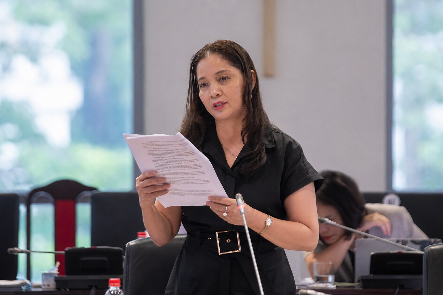 tập đo&agrave;n xuất bản ảnh 6
