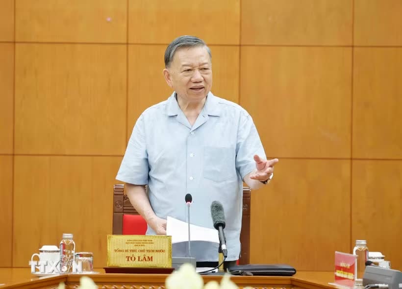 h&agrave;ng hải ảnh 1