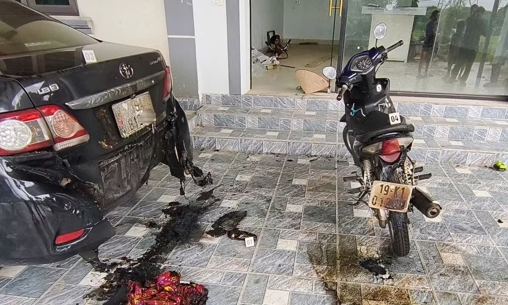 Bắt giữ đối tượng phóng hỏa đốt ôtô hàng xóm