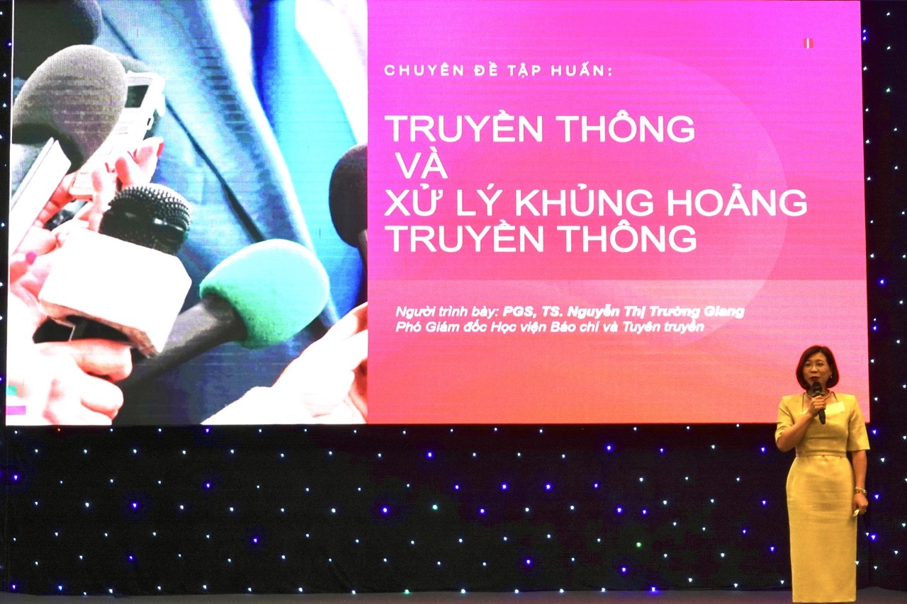 bi&ecirc;n tập ảnh 2