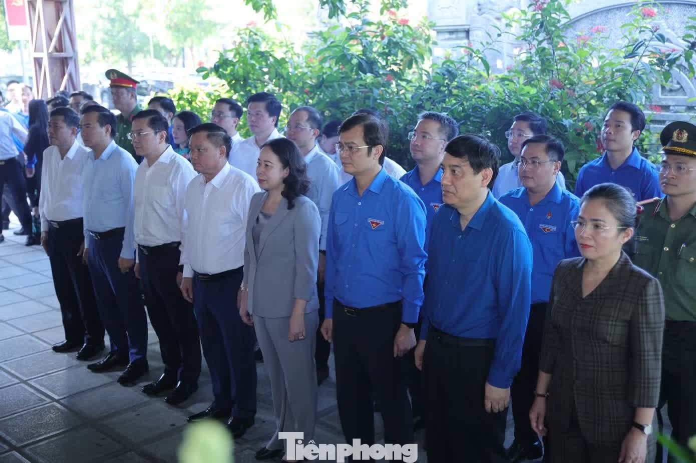 Ph&oacute; chủ tịch ảnh 1