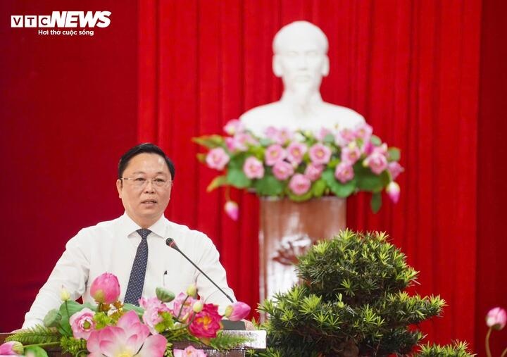 L&ecirc; Tr&iacute; Thanh ảnh 1