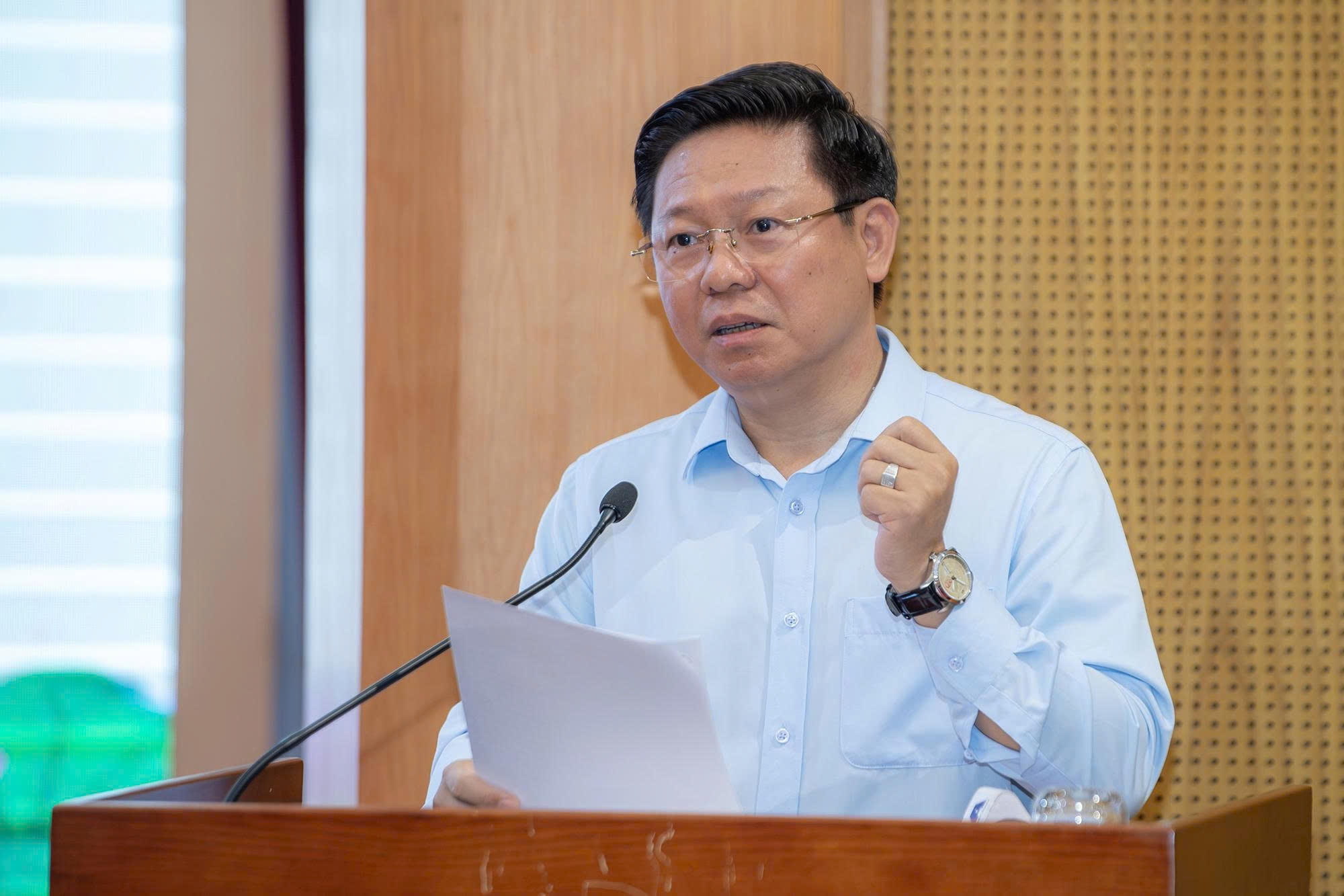 xuất bản ảnh 13