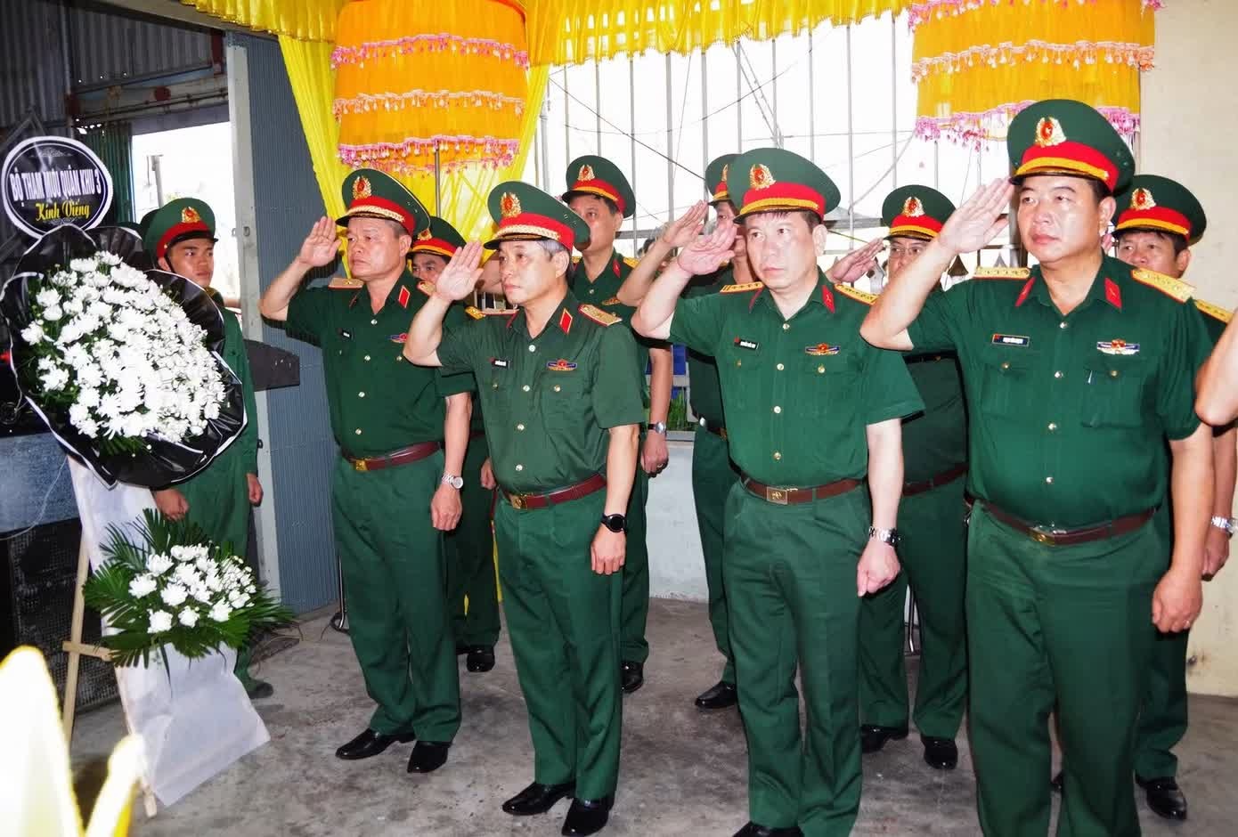 chiến sĩ ảnh 2