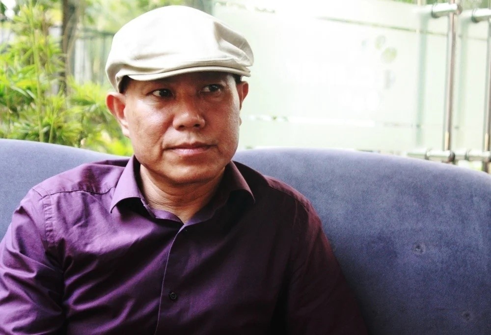 Người 'may áo thời trang' cho sách