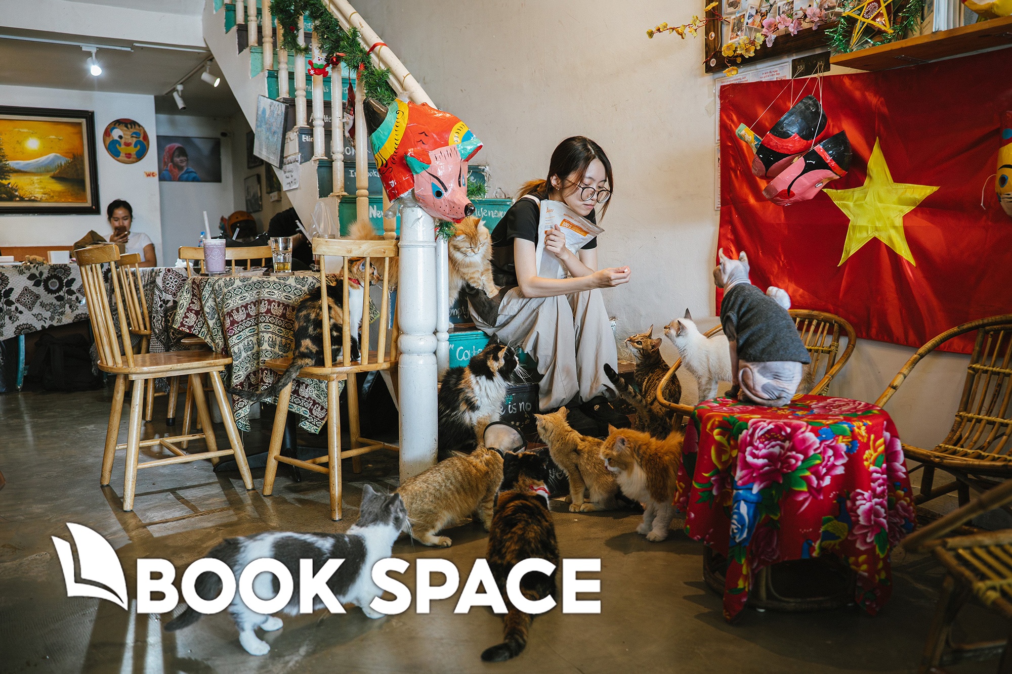 BOOK SPACE