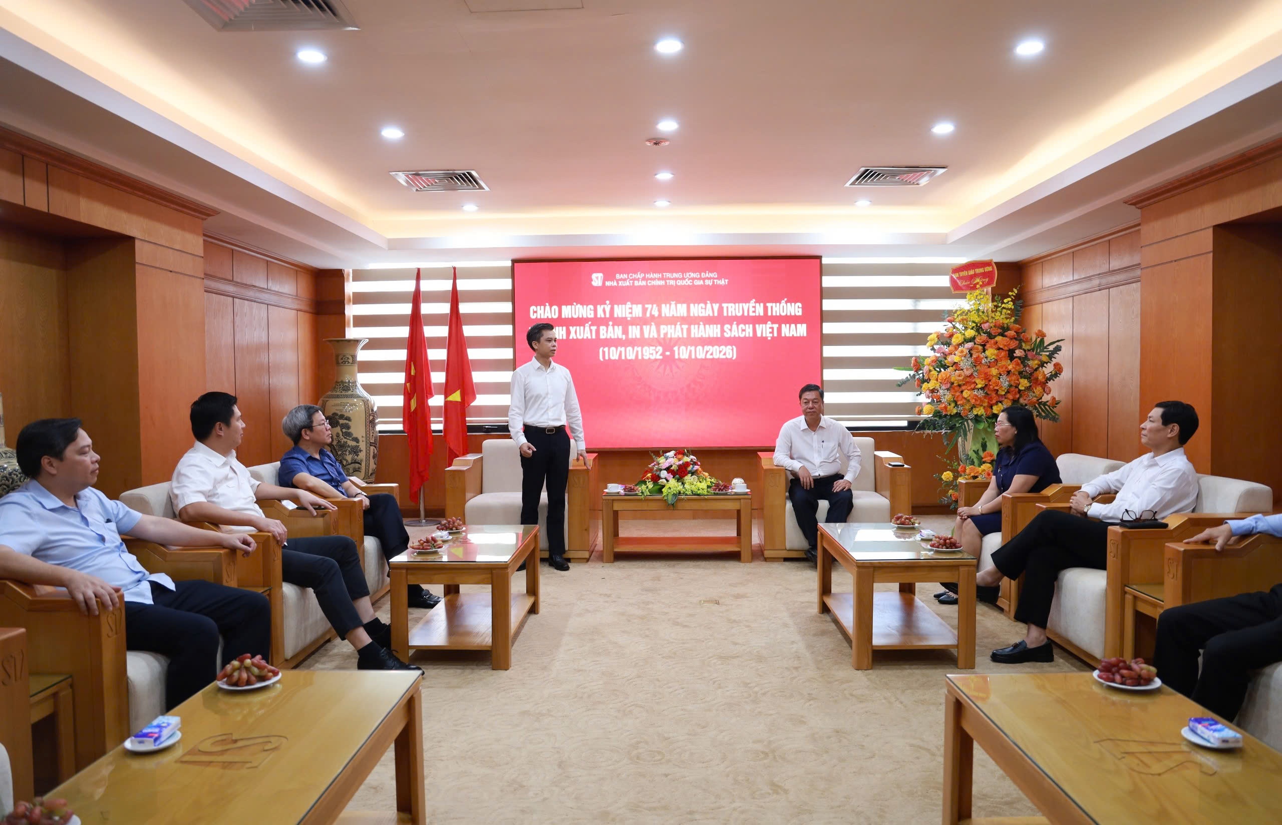 Ban tuy&ecirc;n gi&aacute;o  ảnh 3