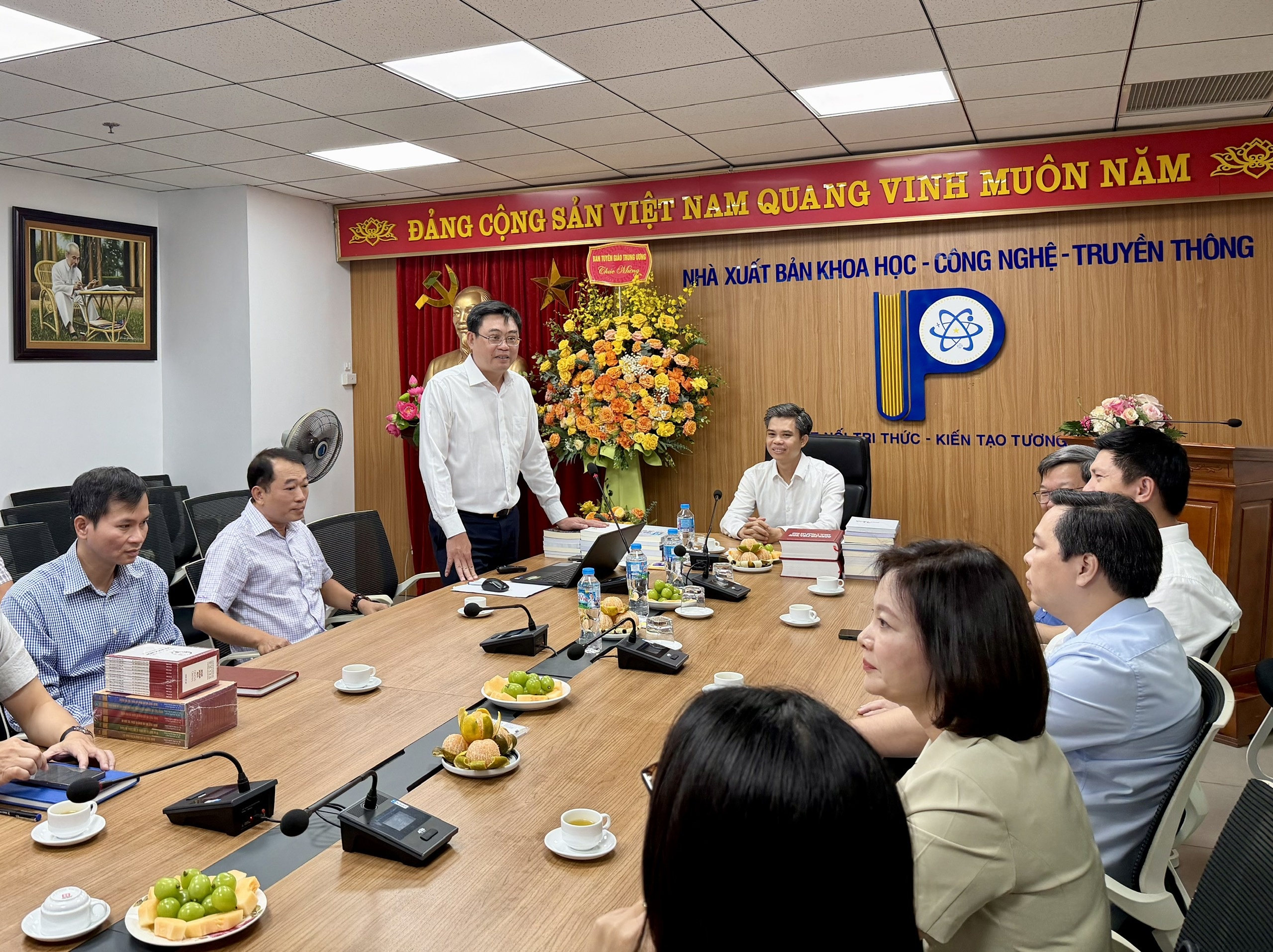 Ban tuy&ecirc;n gi&aacute;o  ảnh 4