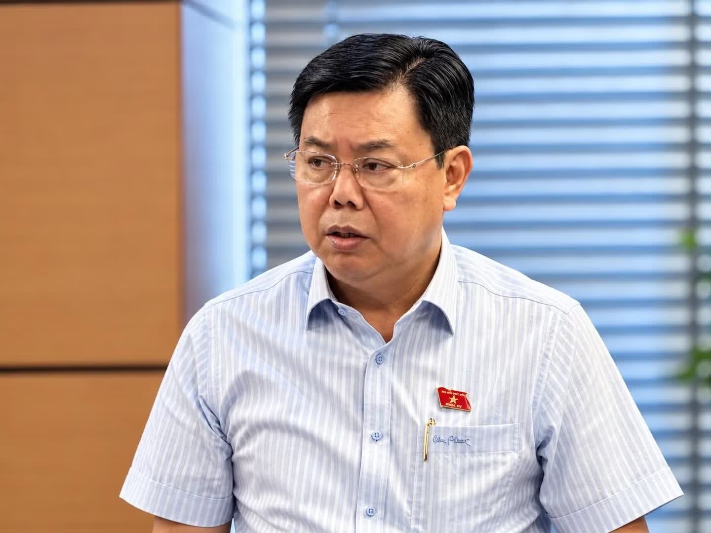 nh&acirc;n t&agrave;i ảnh 2