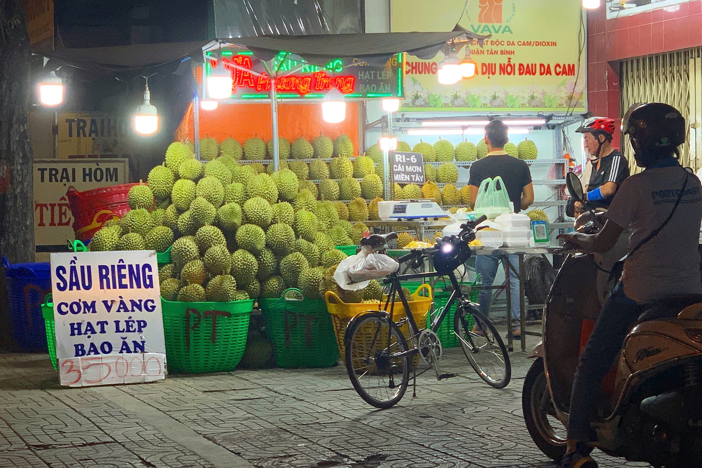 Sau rieng gia re beo,  sau rieng dat anh 2
