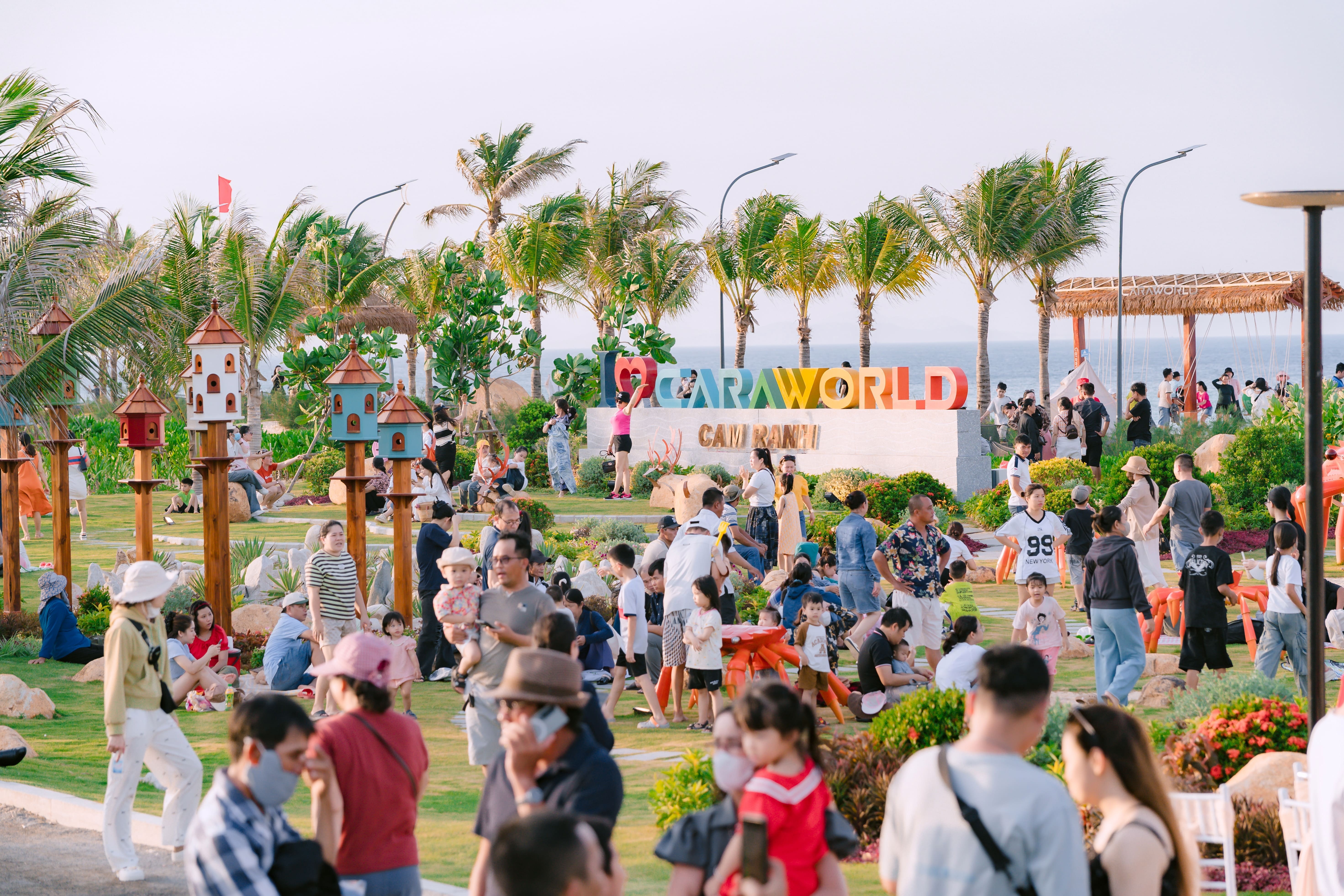 Sap ra mat to hop am thuc, giai tri, nghi duong 5 sao tai CaraWorld hinh anh