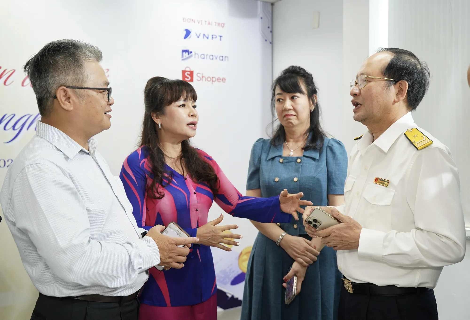 Hoa don dien tu anh 1