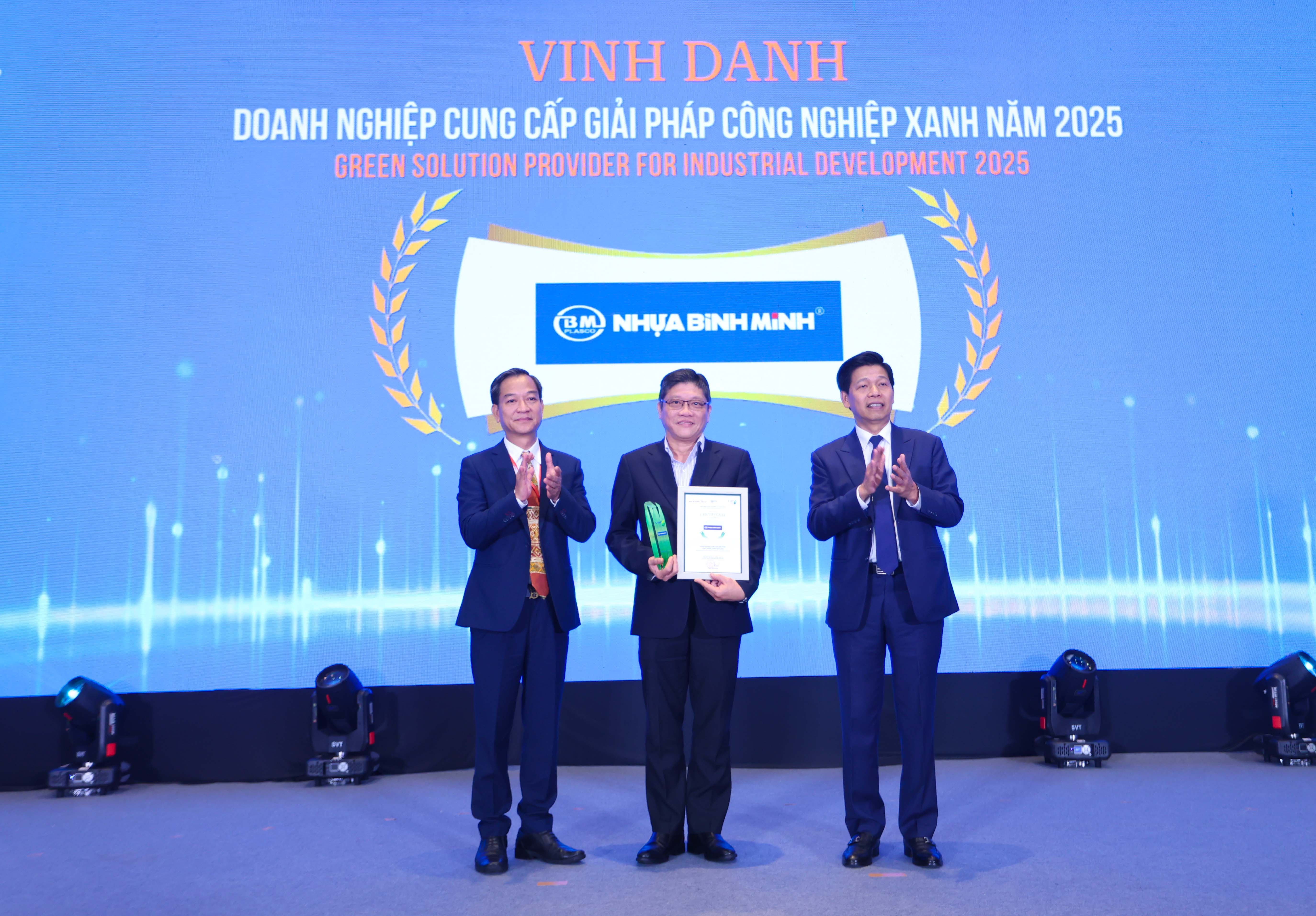 Nhua Binh Minh anh 2