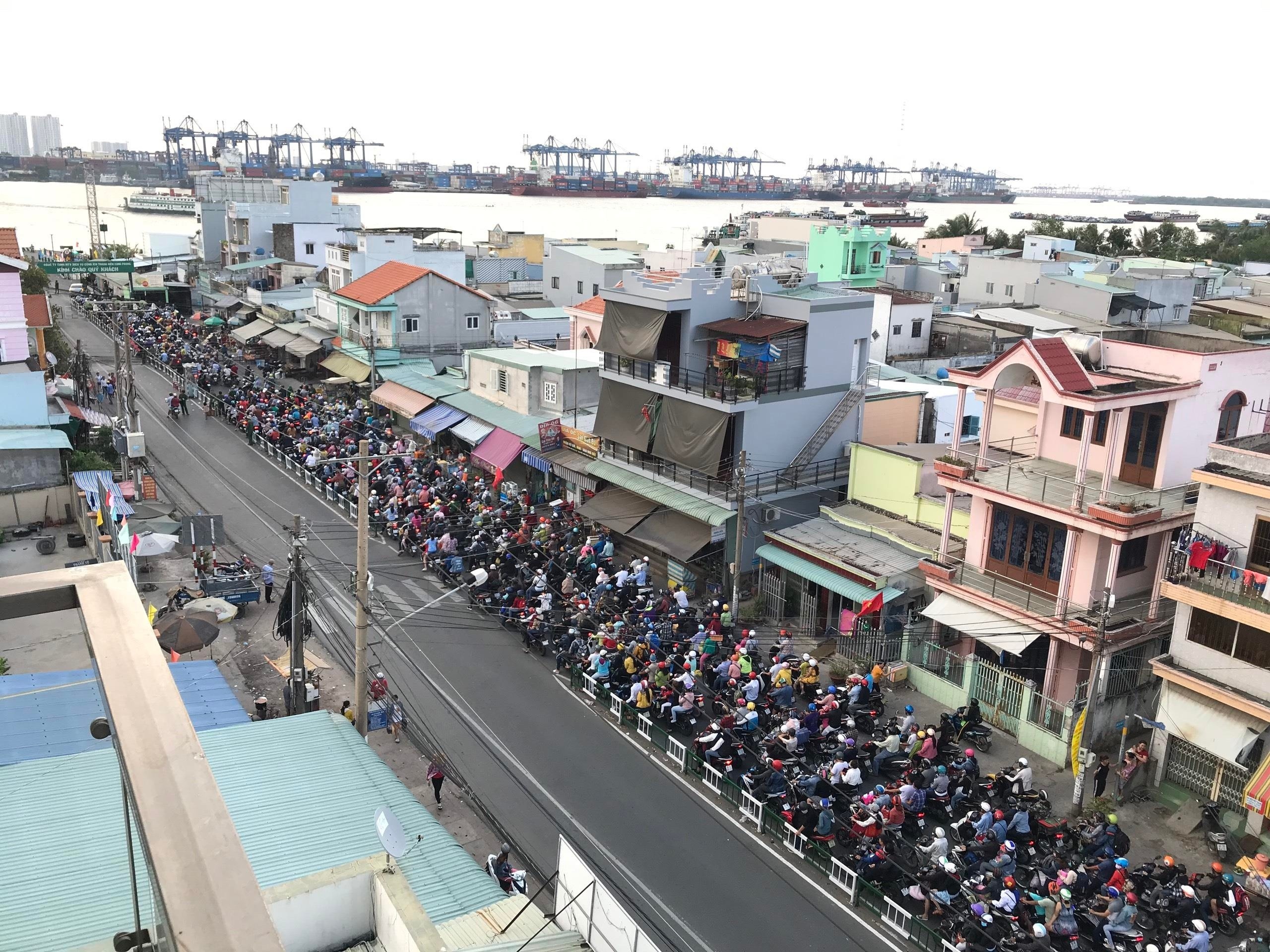 Nguoi dan Dong Nai sap ket thuc hon 3 thap ky cho doi mot cay cau hinh anh