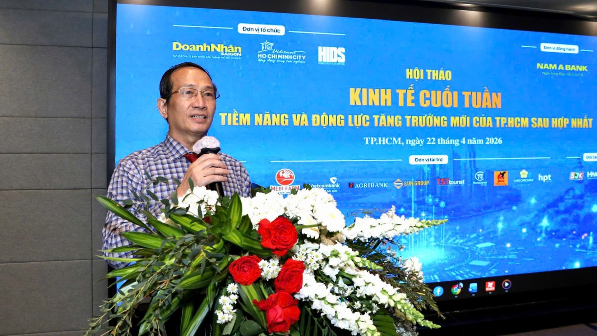 kinh te cuoi tuan anh 1