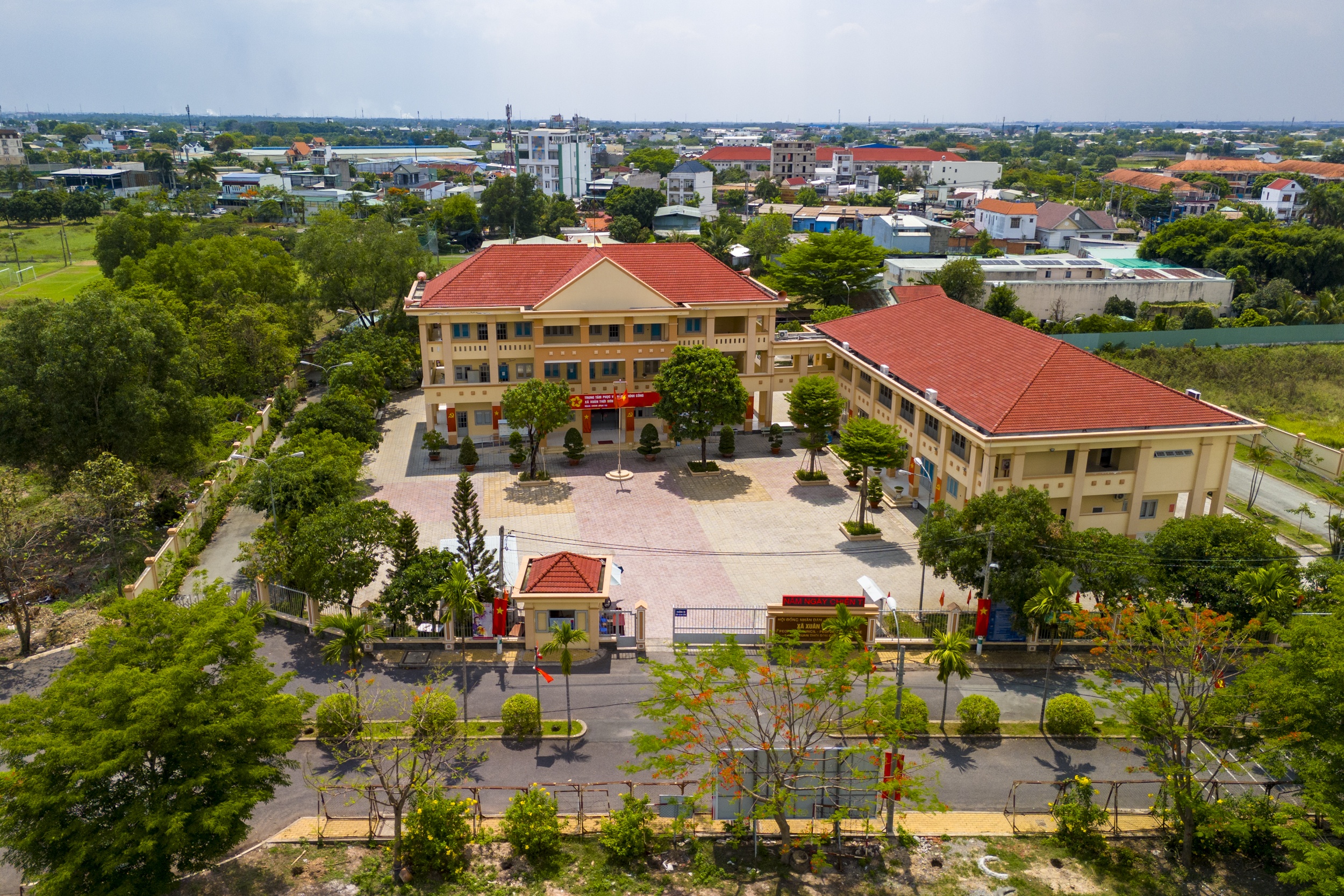 Xuan Thoi Son anh 1