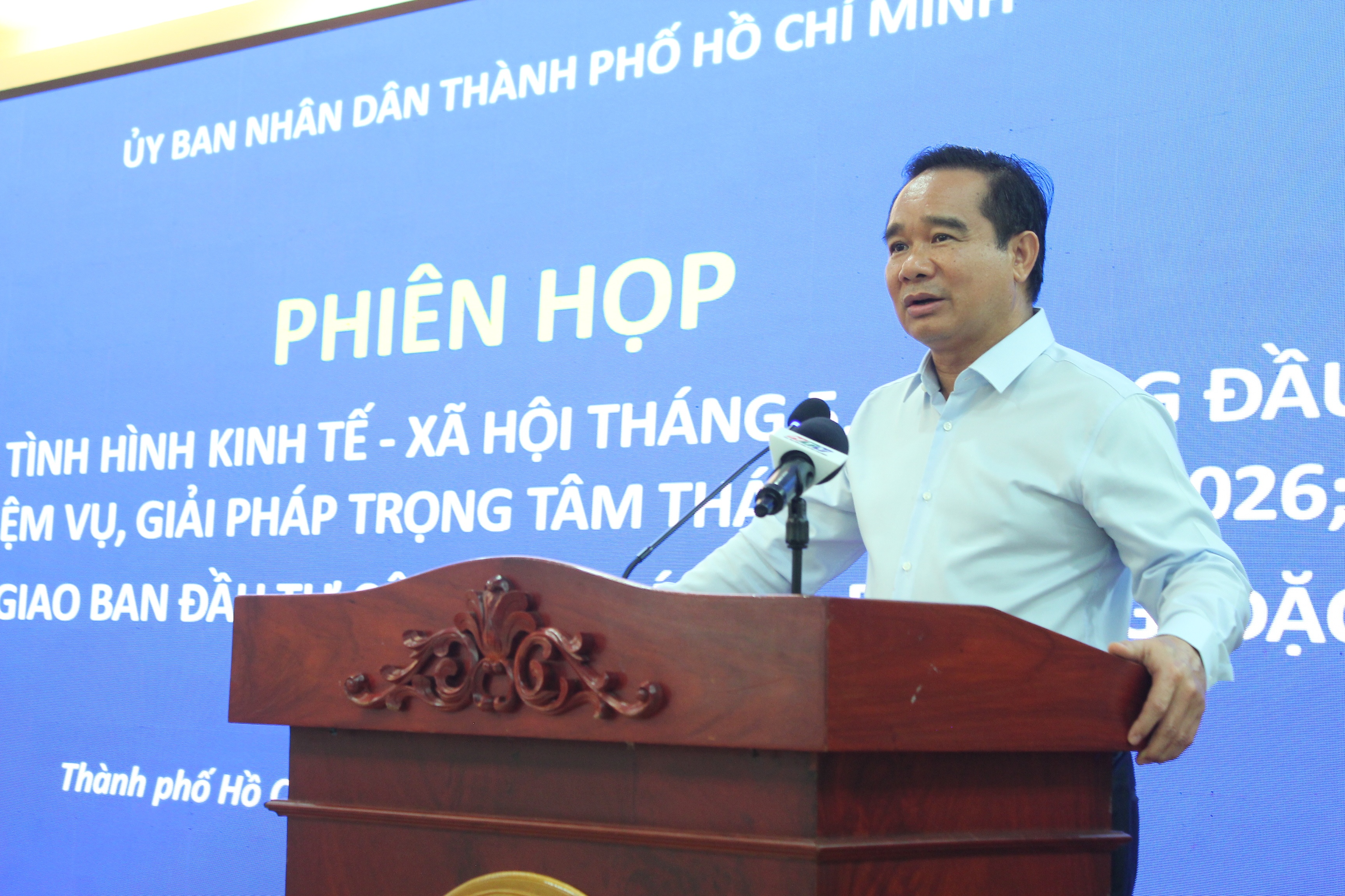 TP.HCM tim giai phap day nhanh giai ngan von dau tu cong hinh anh