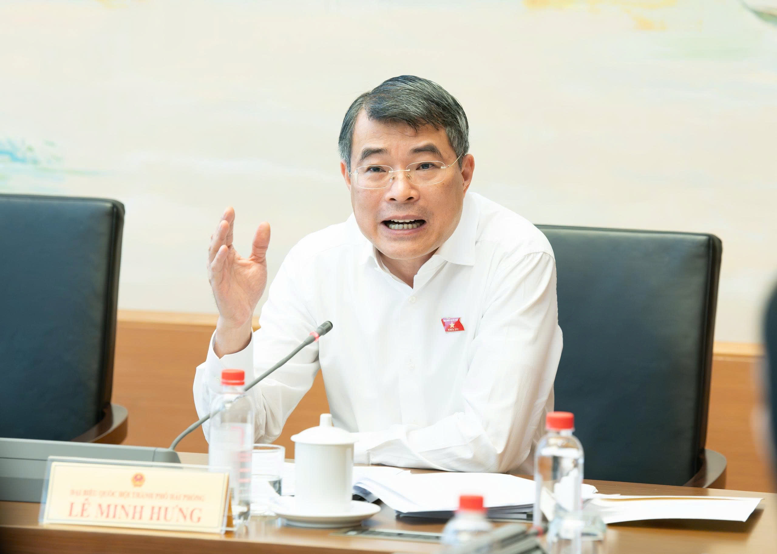 Thủ tướng: Giá nhà, bất động sản còn cao, cần điều tiết bằng pháp luật