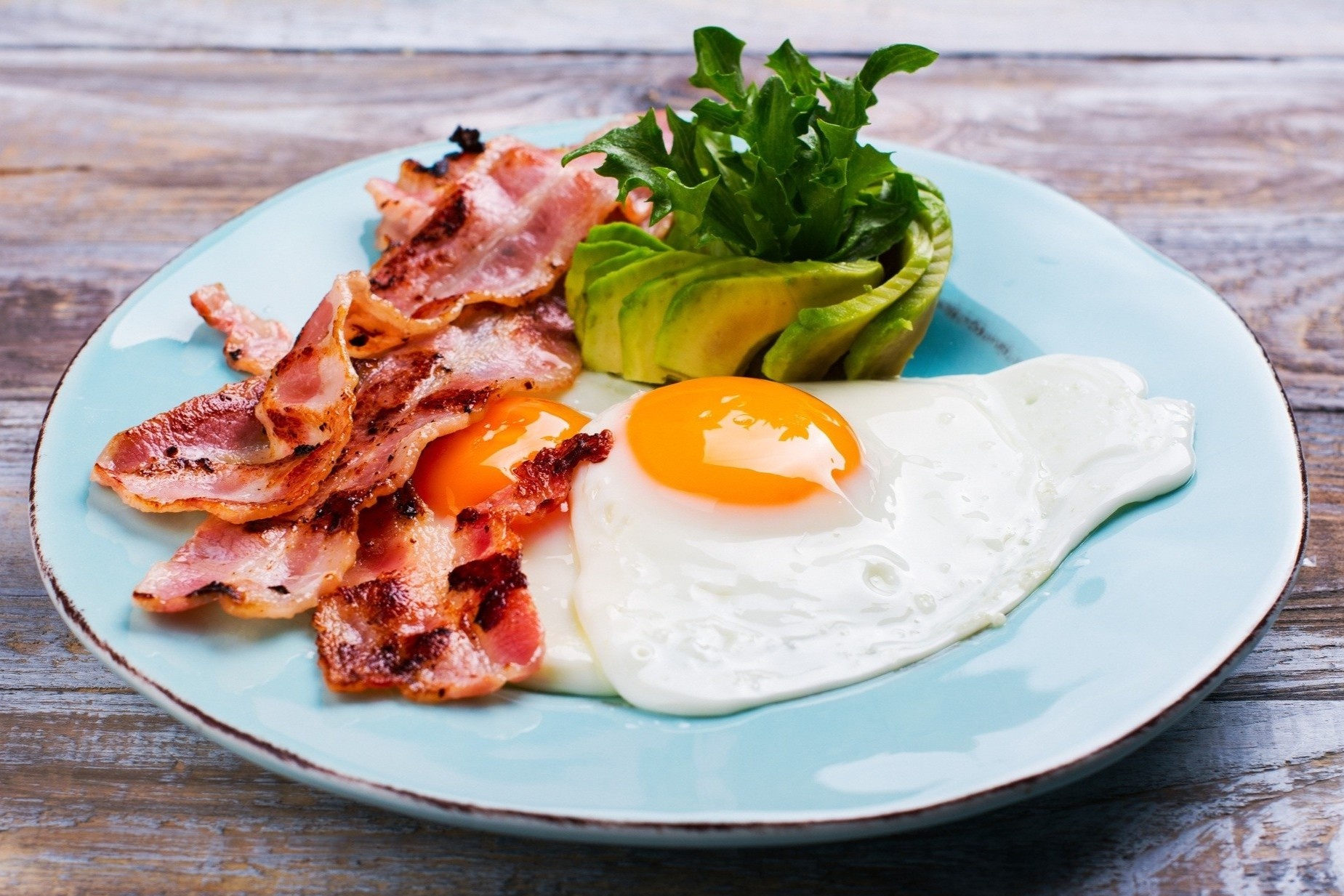 6 thoi quen an sang lam cham qua trinh trao doi chat hinh anh