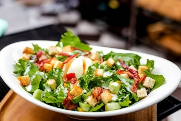 Cong thuc lam salad giup ban giam can hieu qua hinh anh