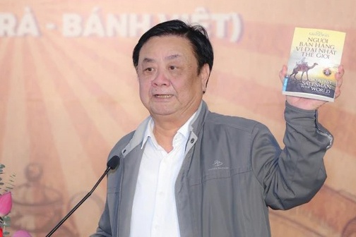 Bo truong Le Minh Hoan phat dong du an doc sach hinh anh