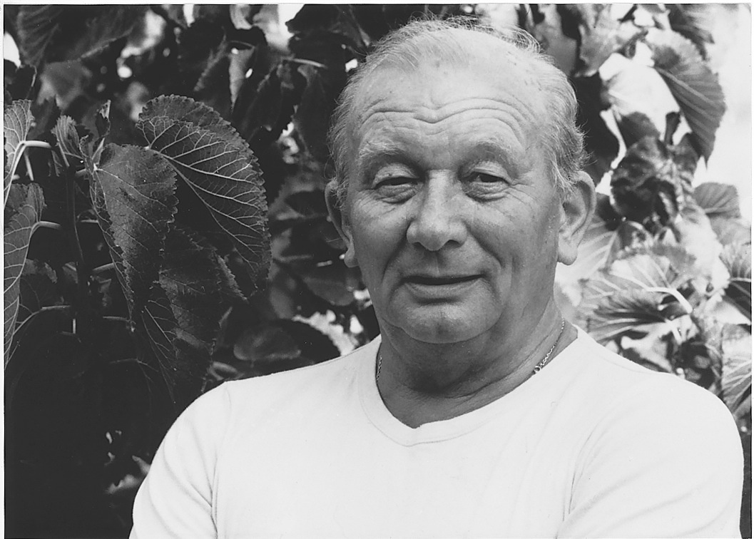 Cau chuyen ve cau be ban tieng cuoi anh 3