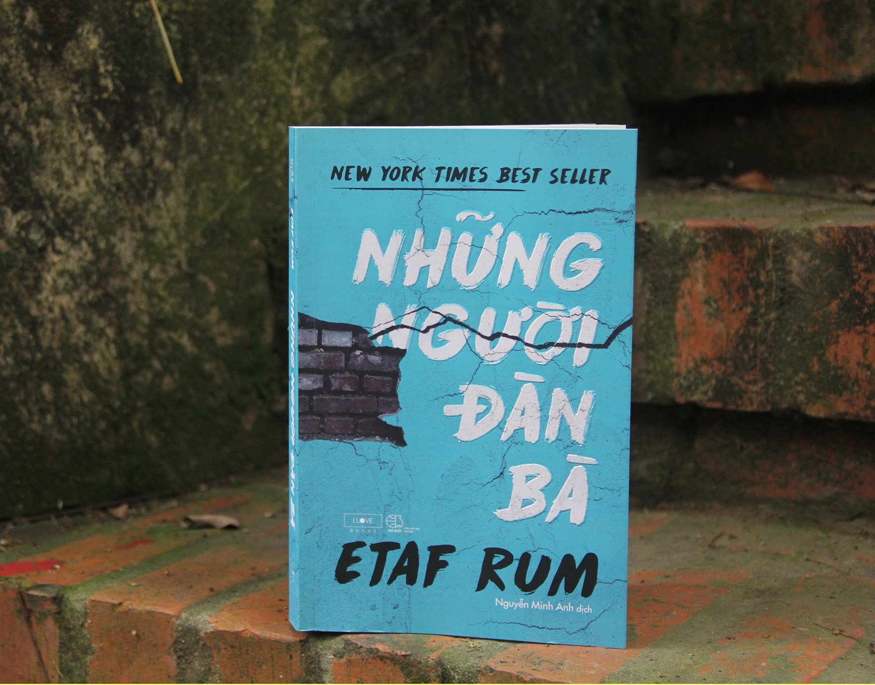 phu nu A Rap tren dat My anh 1