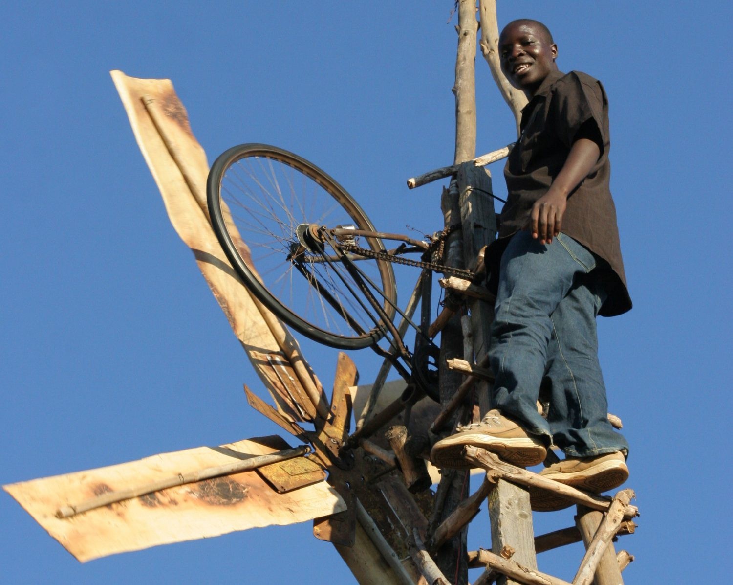 Cau be xay dung coi xay gio anh 2