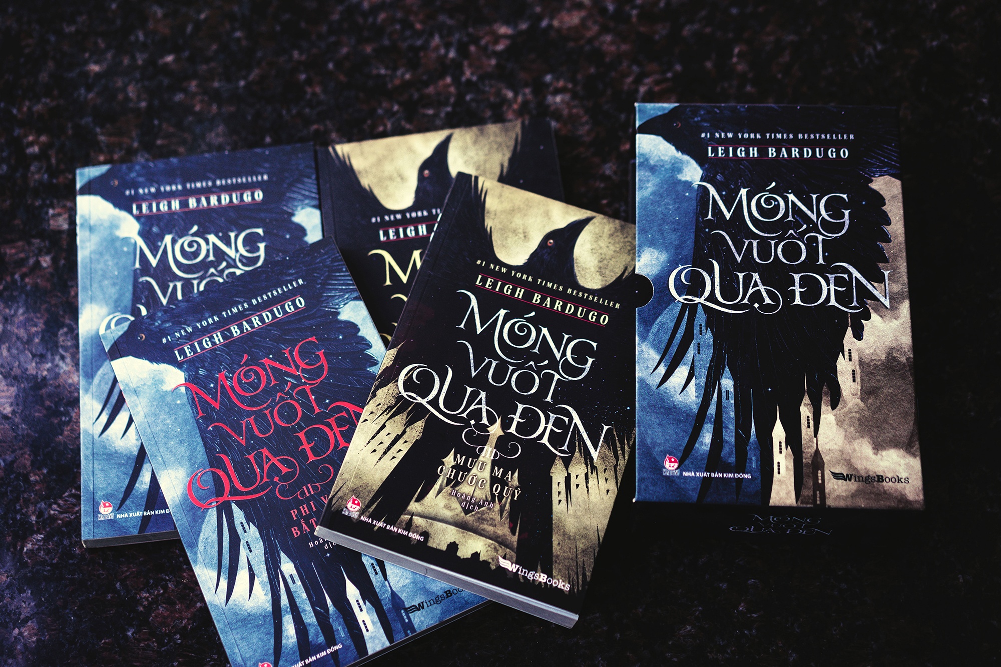 Mong vuot qua den anh 1