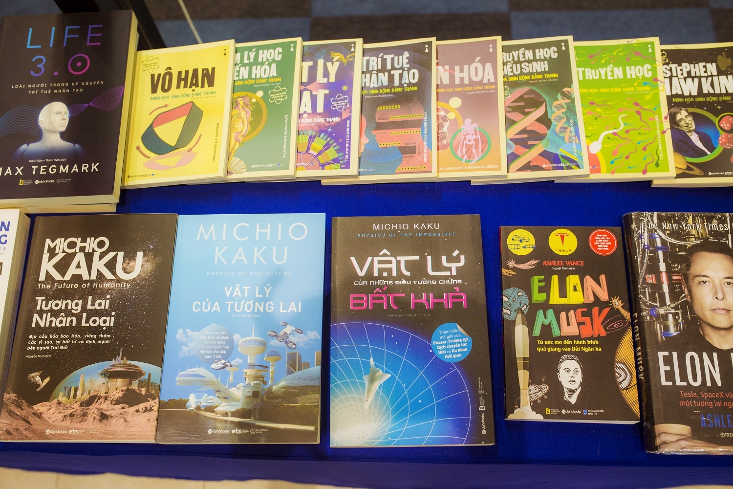 Con nguoi chinh phuc khong gian anh 2