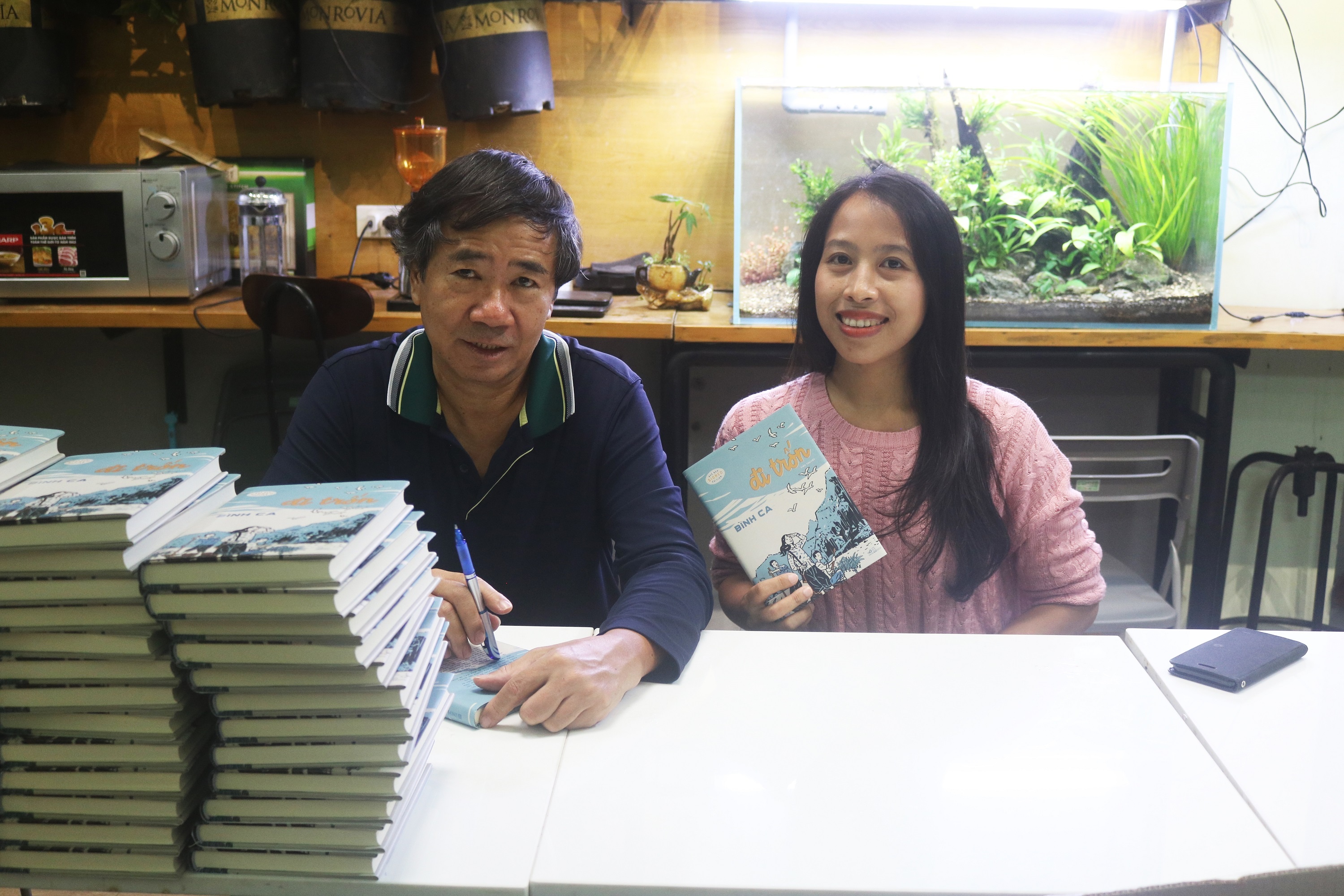 Sach Di tron cua Binh Ca anh 2