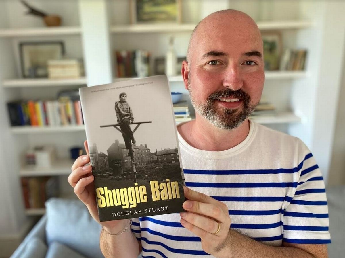 Nha van Scotland thang giai Man Booker 2020 hinh anh