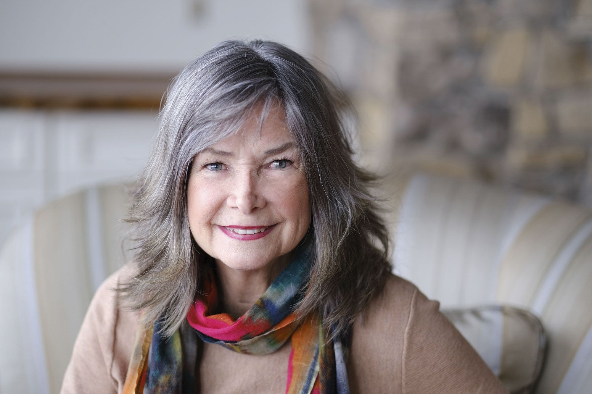 Review sach Xa ngoai kia noi loai tom hat anh 3