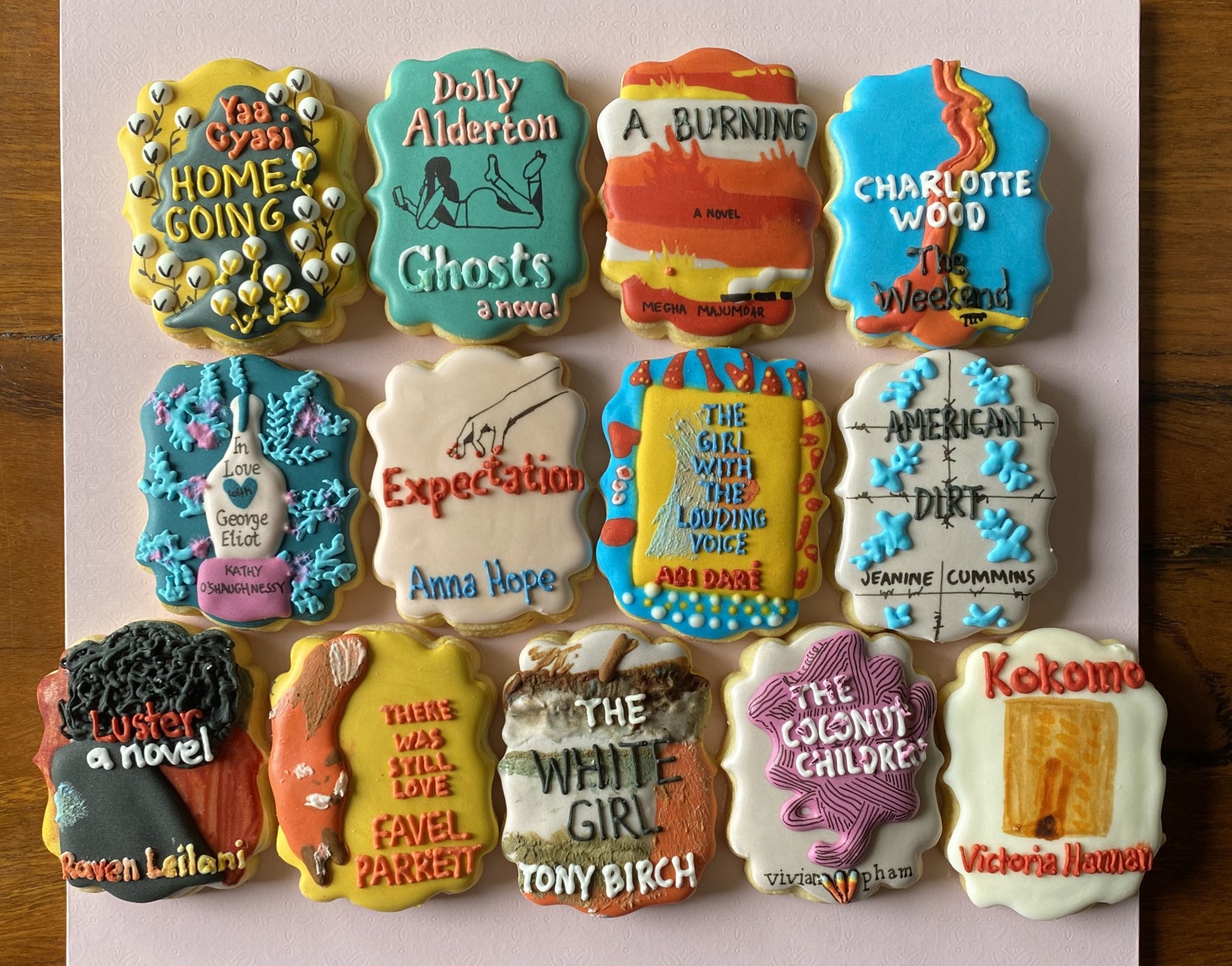 Anh banh ve hinh bia sach anh 1