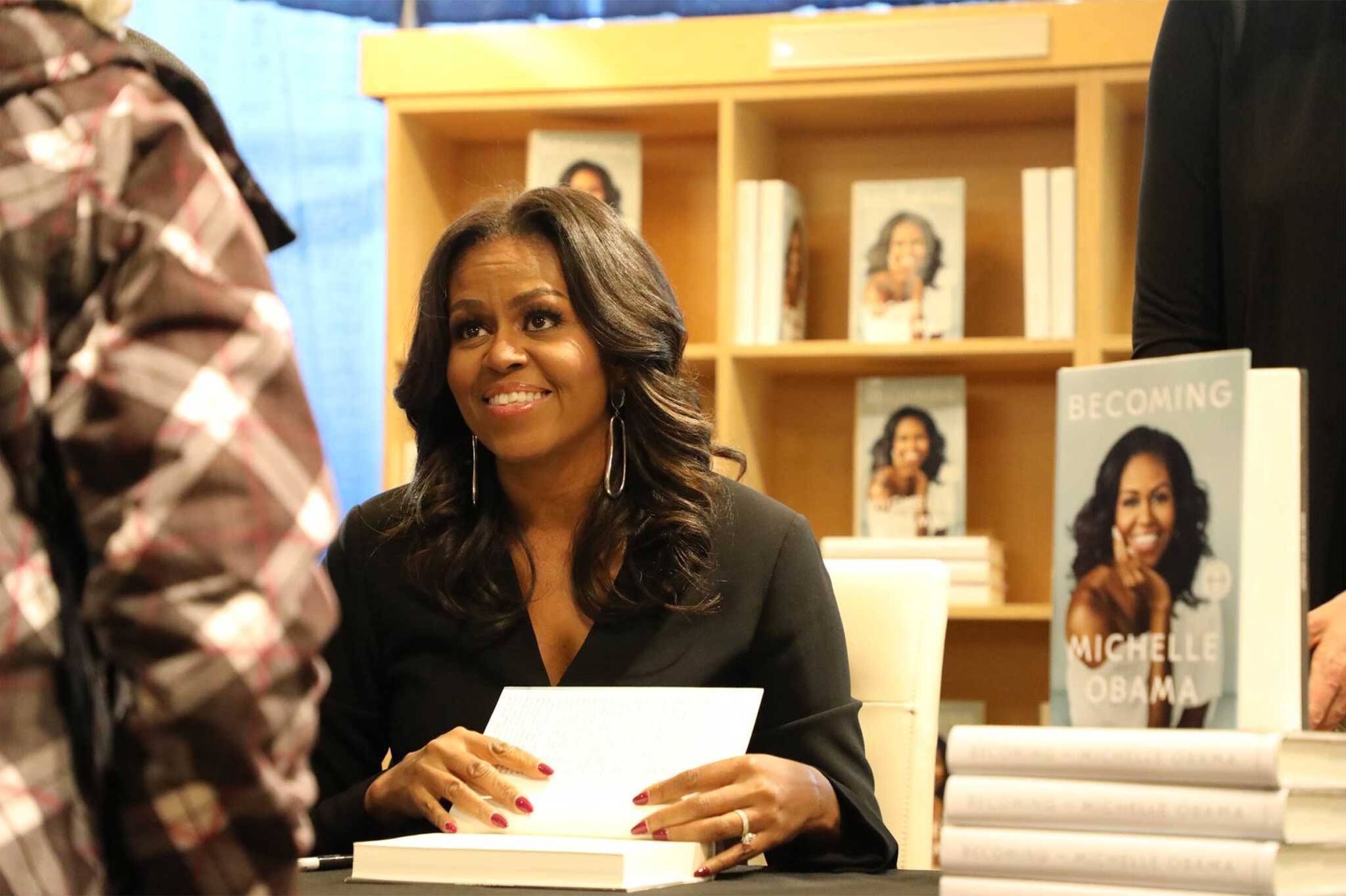 Sach Becoming cua ba Obama anh 2