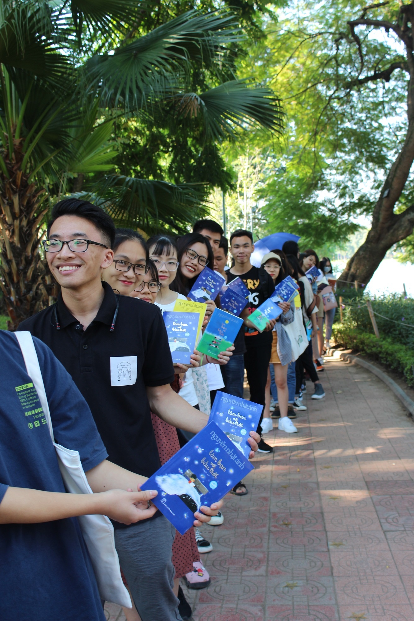 Truyen thong sach truc tuyen anh 1