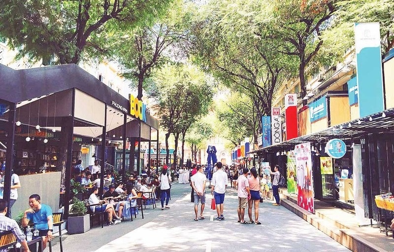 Hoi sach va pho sach: Thua hay thieu hinh anh