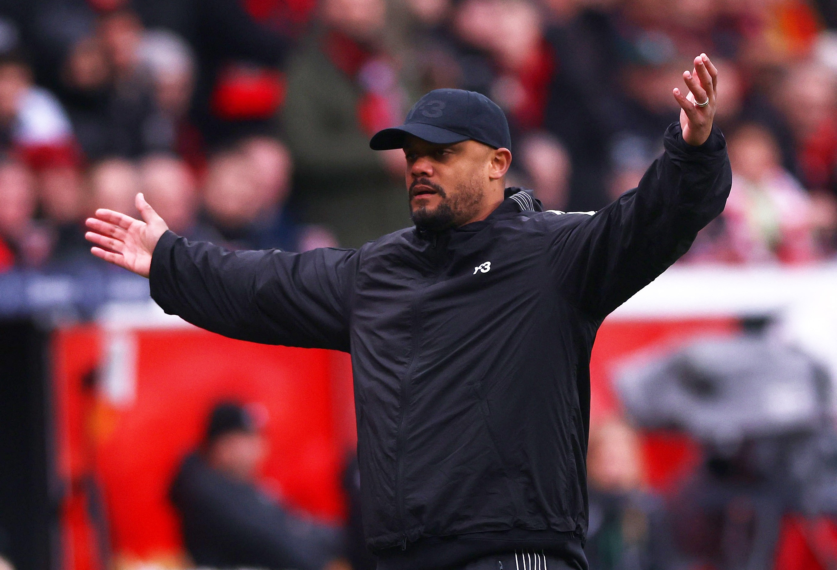 Bayern Munich doi mat tinh huong chua tung co hinh anh