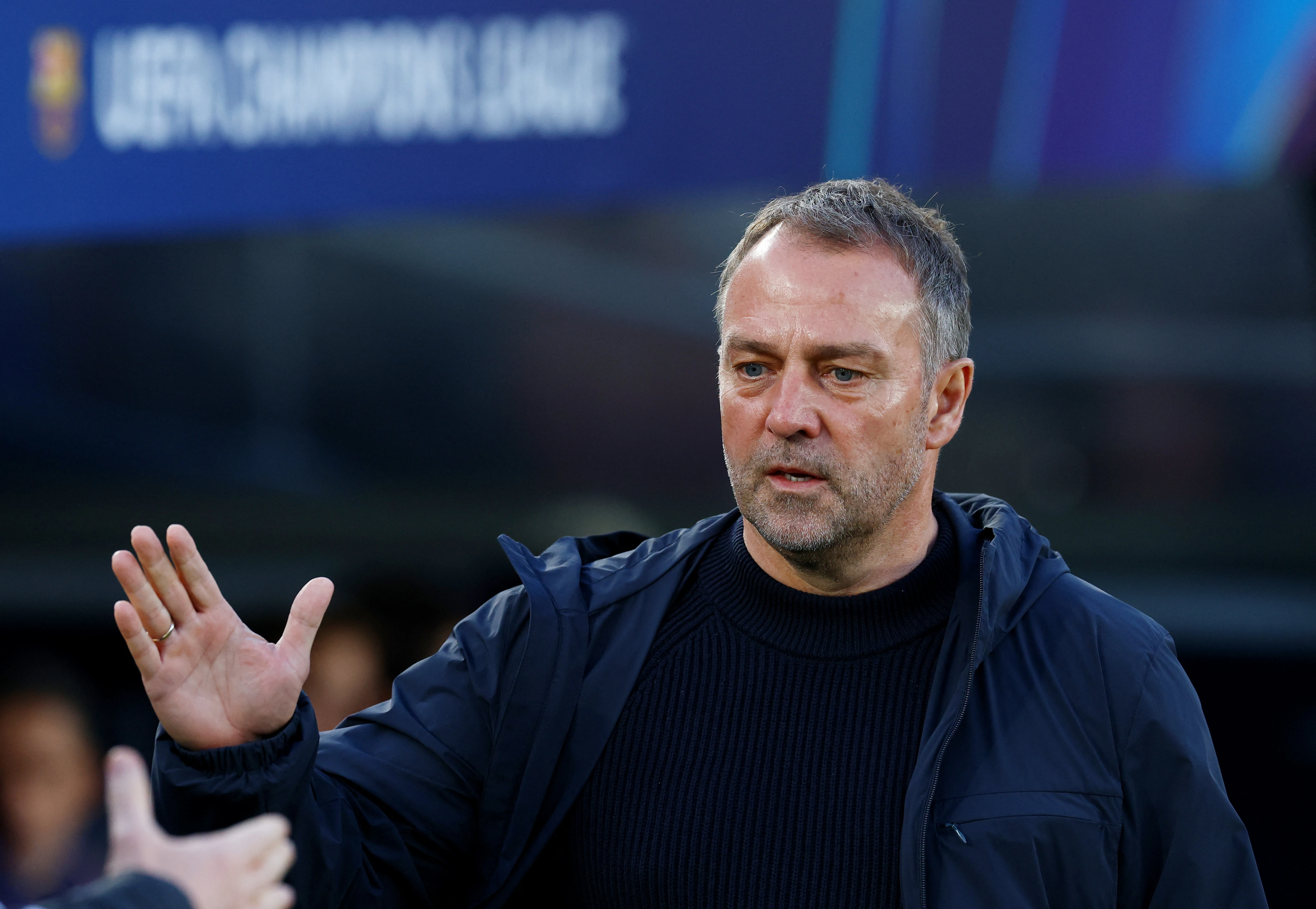 Flick pha le vi Raphinha hinh anh