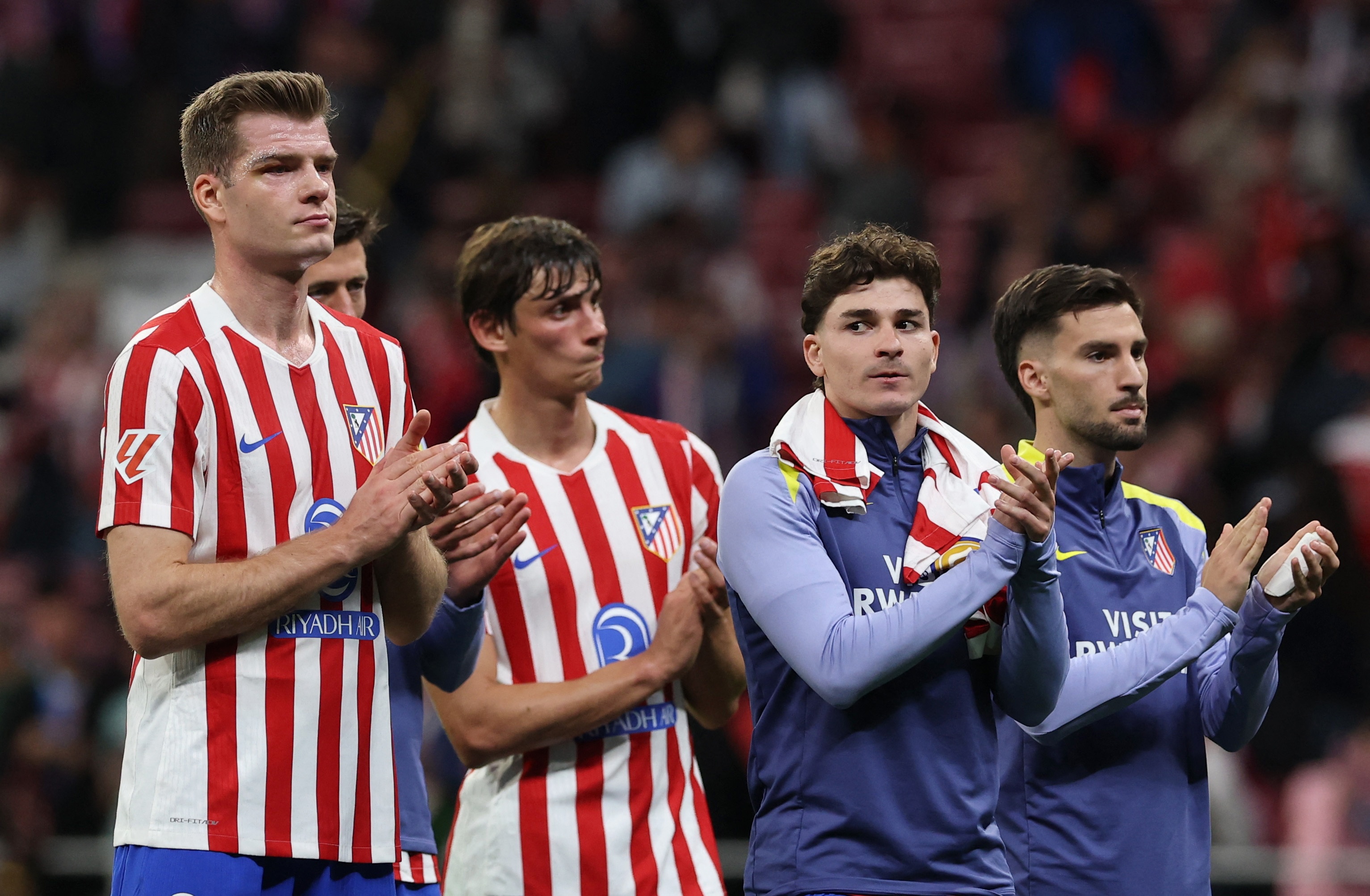 Tinh hinh luc luong cua Atletico va Barcelona hinh anh