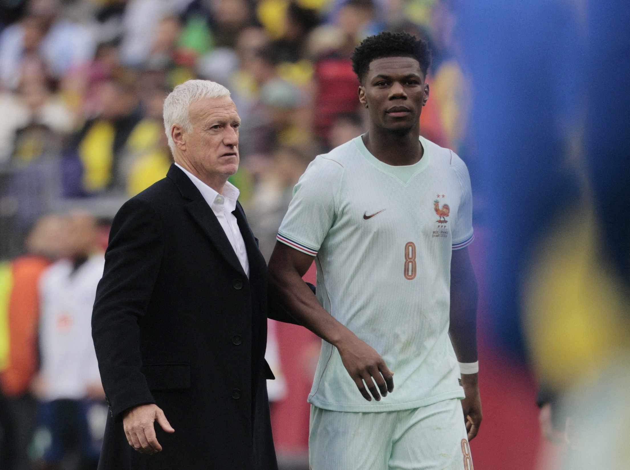 Real Madrid dua Didier Deschamps vao tam ngam cho mua toi hinh anh